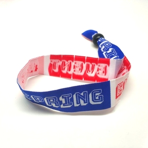 Bracelet tissé Offre Spéciale avec logo en tissu Bracelet de sport promotionnel Bracelet en polyester tissé réutilisable pour sangle d'événement - Product Image 4