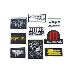 Parches Personalizados de PVC 3D para Bandas de Punk, Hip Hop y Rock, Parches Bordados con Letras y Eslóganes Termoadhesivos para Chaquetas - Product Image 2