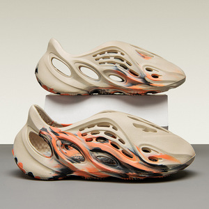 Nouvelles sandales d'été de plage style Kanye-Croc 700 <span class=keywords><strong>camouflage</strong></span> perforées, respirantes, antidérapantes et souples, grandes tailles, pour l'export. - Product Image 3