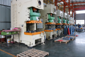 ผู้ผลิตแผ่นรองโลหะความแม่นยำสูงแบบ OEM แหวนรองสแตนเลสแบบปั๊มขึ้นรูป แผ่นรองแบบลามิเนต ตัวเว้นระยะจัดตำแหน่งมอเตอร์ แหวนรองแบริ่ง - Product Image 6