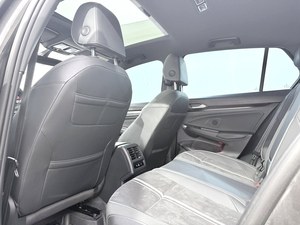 Volkswagen <span class=keywords><strong>Golf</strong></span> Mk8 280TSI <span class=keywords><strong>R</strong></span>-<span class=keywords><strong>Line</strong></span> 2023, 1.4T, boîte de vitesses à double embrayage <span class=keywords><strong>7</strong></span> rapports, essence, hayon, traction avant, feux LED, <span class=keywords><strong>toit</strong></span> <span class=keywords><strong>ouvrant</strong></span> panoramique - Product Image 5