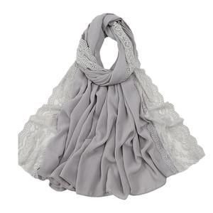 ผ้าคลุมฮิญาบผ้าฝ้ายเนื้อนุ่มคุณภาพเยี่ยมผ้าคลุมไหล่มีขอบลูกไม้สวมใส่สบายสีทึบทำจากผ้าโพกหัวแบบชนเผ่า - Product Image 3