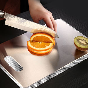 Planche à découper en acier inoxydable C301 en gros – Outil de cuisine pratique pour fruits, légumes et viande, facile à nettoyer - Product Image 6