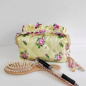 Floral Print Eco-Friendly <b>Large</b> Capacity for Organizer Custom Women's Ruffle Quilted Cosmetic <b>Bag</b> Zipper Travel Gingham - Product Image 3