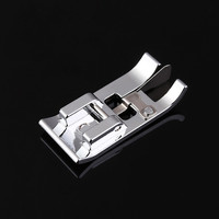 Pied presseur pour machine à coudre surjeteuse - Convient à tous les modèles à tige basse à fixation rapide Singer, Brother, Babylock, Euro-Pro, Janome