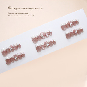 30 faux ongles carrés courts blancs style French, effet œil de chat, avec nœuds 3D, lignes French blanc laiteux, pour nail art, à presser, détachables - Product Image 3