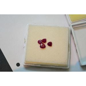 Rubí natural en forma de corazón, piedra de nacimiento, 4.65 quilates - Product Image 1