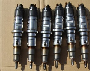 Injecteur de carburant 0445120346 5801496001 Injecteur de bonne qualité pour HEULIEZ/<span class=keywords><strong>IRISBUS</strong></span>/IVECO/NEW HOLLAND Injecteur à rampe commune 0445120346 - Product Image 3