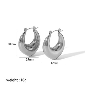 Pendientes de aro de corazón chapados en oro de 18 quilates a prueba de agua Pendientes de aro <span class=keywords><strong>gruesos</strong></span> de acero inoxidable Pendiente de oro grueso geométrico medio - Product Image 6