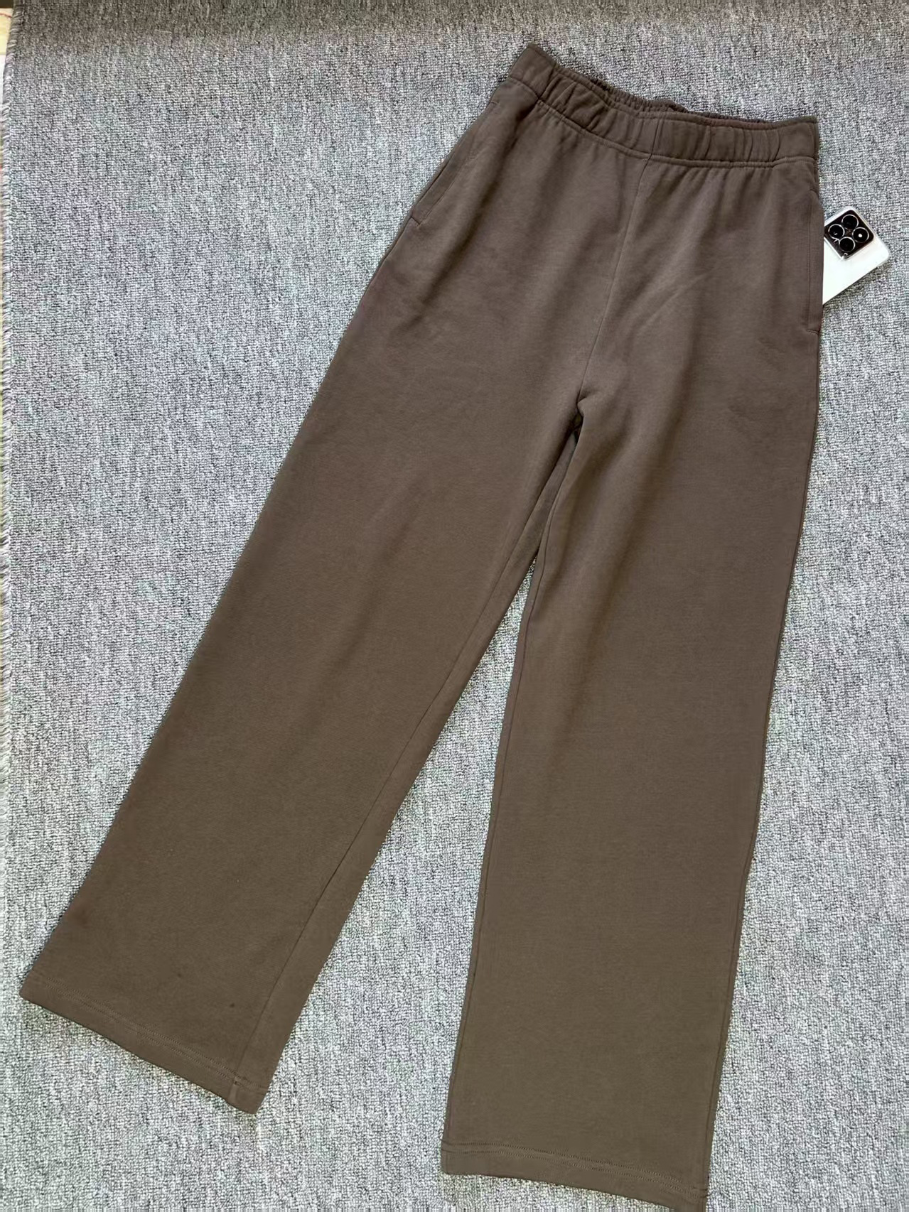 Pantaloni marroni