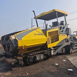 Mejor Precio, Pavimentadora de Asfalto Bomag de <span class=keywords><strong>Segunda</strong></span> <span class=keywords><strong>Mano</strong></span>, 21 Toneladas, Pavimentadora Mediana, Pavimentadora Hidráulica de Orugas Bomag BF800C Usada de Alta Calidad en Venta - Product Image 2