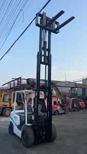 Montacargas TCM FD30 de 3 Toneladas, GLP, Mástil de Tres Etapas, Neumáticos Neumáticos, Operación Sentado, Nuevo para Planta de Fabricación - Product Image 4