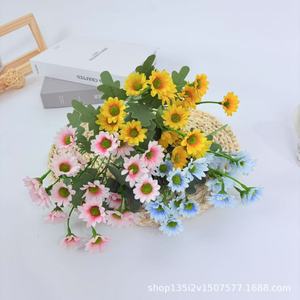 Flores Artificiales Qiye, Ramo de Crisantemo Silvestre de 7 Ramas y 21 Cabezas, Arreglo Floral de Seda para Decoración de Bodas y Hogar - Product Image 5