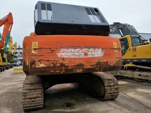 Excavadora Doosan DH370LC-7 de color naranja, maquinaria de construcción usada, tipo oruga, equipo pesado, motor coreano, 19800 kg, 0-2000 horas. - Product Image 3