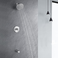 Robinet de baignoire mural en nickel brossé avec bouton inverseur extractible pour système de douche de salle de bain - Vente en gros