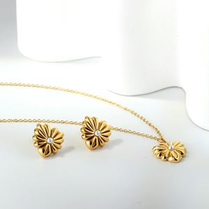 Collar Personalizable de Alta Calidad con Colgante de Corazón, Joyería de Moda, Collares Largos de Acero Inoxidable para Mujer - Product Image 6