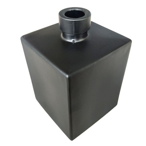 500Ml Vuông Shape Rắn Màu Đen Glass <span class=keywords><strong>Diffuser</strong></span> Chai - Product Image 1