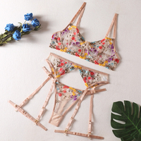 Soutien-gorge à fleurs jaune perspective sexy jarretière string anneau de jambe ensemble de lingerie