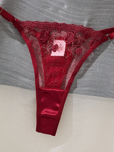 Set di Lingerie in Pizzo <span class=keywords><strong>Bordeaux</strong></span> Personalizzato OEM, <span class=keywords><strong>Reggiseno</strong></span> e Perizoma in Rete Trasparente con Ricamo Floreale 3D, Set di 2 Pezzi di Lingerie Esotica per Donne - Product Image 6
