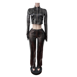 <span class=keywords><strong>Abbigliamento</strong></span> all'<span class=keywords><strong>Ingrosso</strong></span>, Completo Sportivo da <span class=keywords><strong>Donna</strong></span> Due Pezzi, Casual 2026, Set in Pelle per <span class=keywords><strong>Donna</strong></span> - Product Image 4