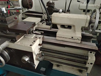 Tour manuel C6232A 750mm d'occasion, tour mécanique avec lit d'espacement Machine à tourner les métaux Machine mécanique à outils pour métaux