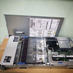 Serveur ProLiant DL580 Gen11 4U 4 sockets haute performance pour les charges de travail critiques des entreprises, iLO 5, 5 emplacements PCIe, en stock - Product Image 4