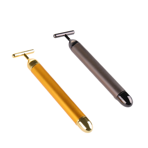 Barre de beauté énergétique faciale à impulsions dorées 24 carats, fabrication chinoise, forme de boule 3D, appareil portable en ABS, prises de batterie pour utilisation sur le visage - Product Image 4