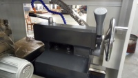 Tour horizontal à un seul brocheur avec système de commande numérique CNC, machine numérique de moyenne capacité à vendre