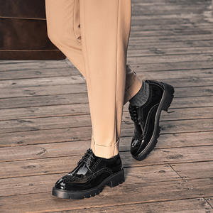 Zapatos de Hombre con Aumento de Altura Invisible de 8 cm, Modelo Brogue, para Bodas y Eventos Formales, de Cuero Charol, 2026 - Product Image 3