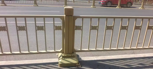 Barandilla de seguridad de hierro y acero para colisiones, valla de pasamanos para hombre, barrera de carretera de aislamiento vehicular, barandilla personalizada para pasamanos del Reino Unido - Product Image 4