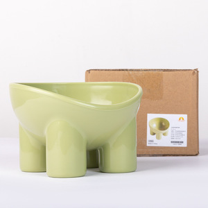 Tazón de Comida para Gatos de Plástico con Forma de Pata de Elefante, Antideslizante, Engrosado, para Uso Diario - Product Image 3