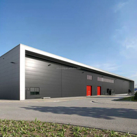 Kits d'entrepôts et de garages modulaires préfabriqués en structure acier avec option abri pour voiture
