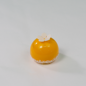 Gâteau Mousse Délicieux Faible en Gras en Forme de Fleurs de Cerisier Jaune, Transport Direct <span class=keywords><strong>du</strong></span> Fabricant, Surgelé - Product Image 1