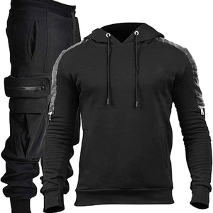 Ensemble de survêtement pour homme avec logo personnalisé, sweat-shirt à capuche et pantalon de jogging, tenue de sport athlétique pour l'entraînement et les occasions décontractées - Product Image 3