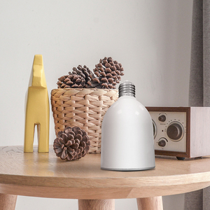 Equantu SQ102 Plus Haut-parleur Coran à brancher sur prise murale, contrôle par application, 16 récitants, 16 langues, prise directe, veilleuse LED, lecteur Coran - Product Image 3