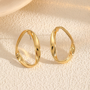 Mode quotidien de haute qualité prévention des allergies bijoux de charme en acier inoxydable métal creux étanche boucles d'oreilles - Product Image 3