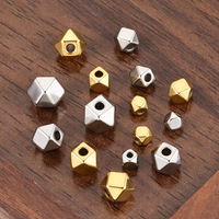 Perles entretoises géométriques à facettes en acier inoxydable plaqué or 18 carats pour la fabrication de bijoux DIY - Vente en gros