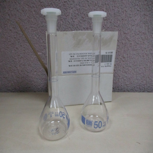 Nuevo Paquete de 2 Frascos Volumétricos de 50 ml 1221 con Tapón de Poliéster <span class=keywords><strong>Duran</strong></span>, Disponibles en Almacén - Product Image 1