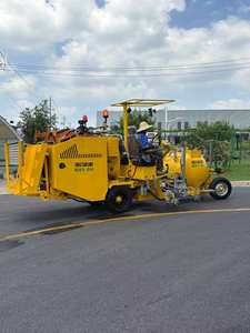 Machine de marquage routier autopropulsée à deux composants, équipement de marquage au sol par pulvérisation à froid - Product Image 3