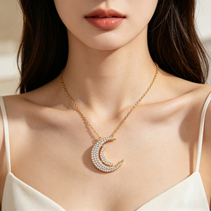 Collar al por mayor Hengdian, cadena de eslabones chapada en oro de 18 quilates para mujer, con colgante de circonita AAA de doble luna creciente. - Product Image 2