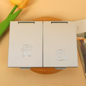 Portable Round Makeup <b>Mirror</b> Aluminum Case With Bear Design <b>Compact</b> <b>Mirror</b> For Personal Gift Use - Product Image 2