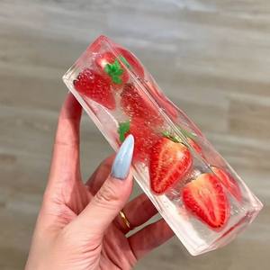 Juguete antiestrés de vaselina transparente con forma de fruta alargada, para apretar y jugar, ideal para el alivio del estrés transfronterizo. - Product Image 5
