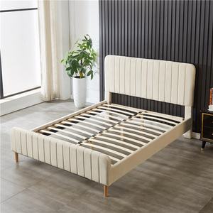 <span class=keywords><strong>Lit</strong></span> plateforme <span class=keywords><strong>de</strong></span> style européen en crème beige avec des motifs rembourrés doux, cadre <span class=keywords><strong>de</strong></span> <span class=keywords><strong>lit</strong></span> moderne King, meubles <span class=keywords><strong>de</strong></span> chambre à coucher - Product Image 5