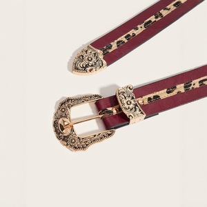 <span class=keywords><strong>Cintura</strong></span> Vintage da <span class=keywords><strong>Donna</strong></span> Stile Hip-hop YK2 Punk in PU <span class=keywords><strong>Bordeaux</strong></span> con Patchwork Leopardato e Fibbia Floreale in Metallo per Jeans e Abiti - Product Image 4