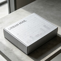 Boîte d'expédition en carton ondulé de luxe personnalisée, recyclable, pour le commerce électronique, vêtements, cadeaux, boîtes en papier pour envoi postal