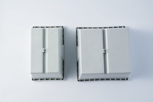 Boîtier de connexion bipolaire/quadrupolaire JUNW pour la protection contre les surtensions et la mesure - Product Image 2