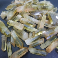 Precio al por mayor Tiras de cuarzo de citrino crudo natural Curación de punto de cristal de citrino transparente áspero