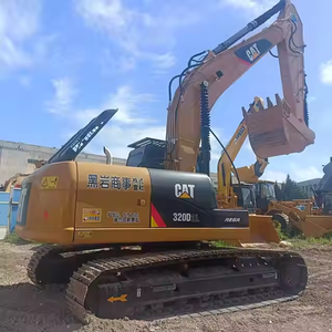 Excavatrice d'occasion Caterpillar 320D2L d'excellente condition pour la construction de mines avec moteur central et composants d'engrenage - Product Image 2