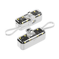 Batterie externe universelle portable étanche à charge rapide avec câble intégré, type C, lithium polymère, grande capacité 10000 mAh, fabriquée au Japon