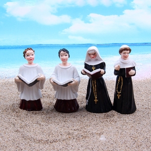 Adornos artesanales <span class=keywords><strong>de</strong></span> resina personalizables Micro paisaje decorativo personajes occidentales <span class=keywords><strong>monjas</strong></span> cantando modelo único patrón - Product Image 1